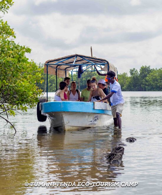 Canoe trips on the Kafatu Bolong